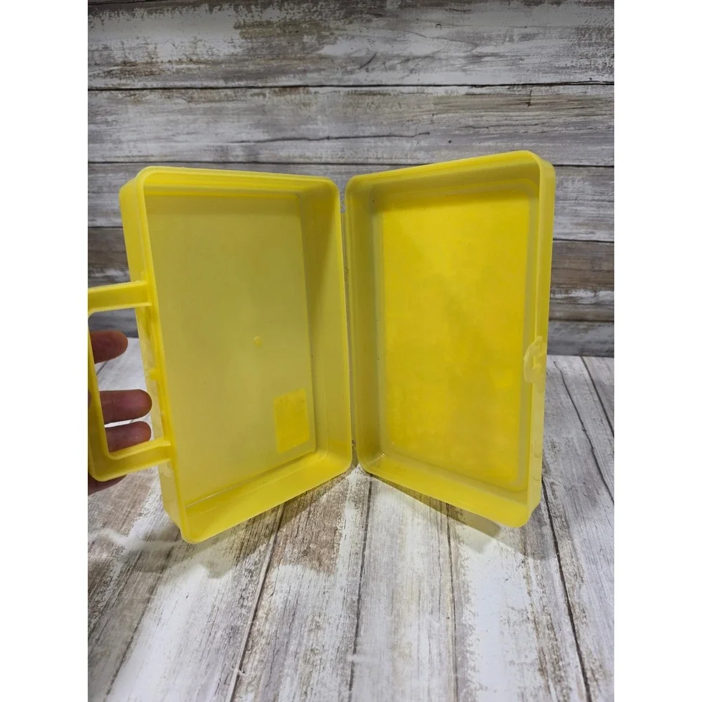 Vintage Crayola Katchalls Yellow Plastic Storage Case Alphabet Graphic C232 USA